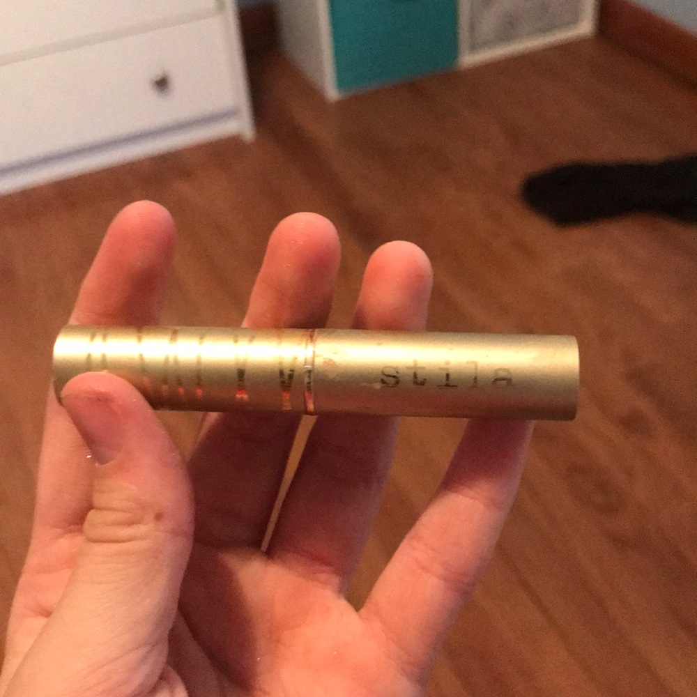 stilla lipstick